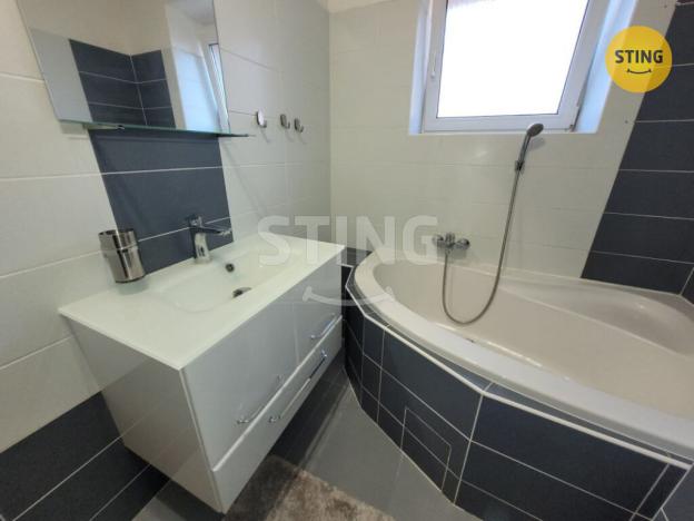 Pronájem bytu 2+1, Ostrava, Asejevova, 54 m2