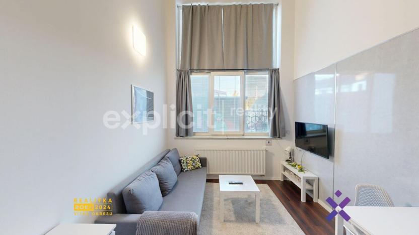 Pronájem bytu 1+kk, Zlín, Devadesátá, 45 m2