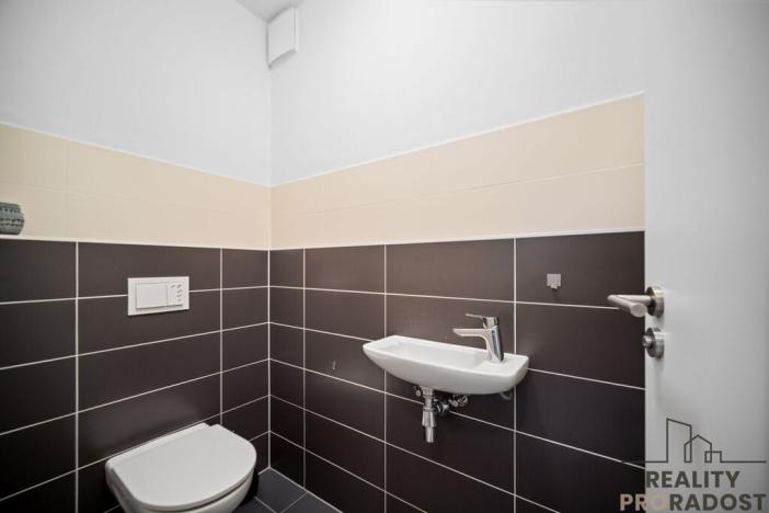 Prodej bytu 3+kk, Hradec Králové, Antonína Petrofa, 103 m2