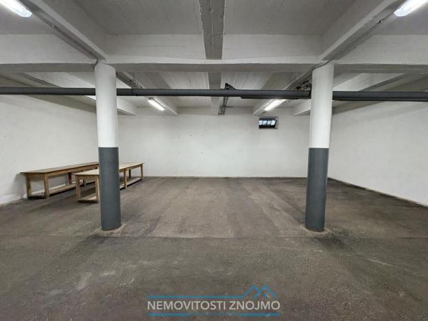 Pronájem skladu, Znojmo, Dobšická, 100 m2