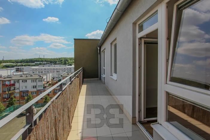 Pronájem bytu 2+kk, Praha - Vysočany, Pod Harfou, 48 m2