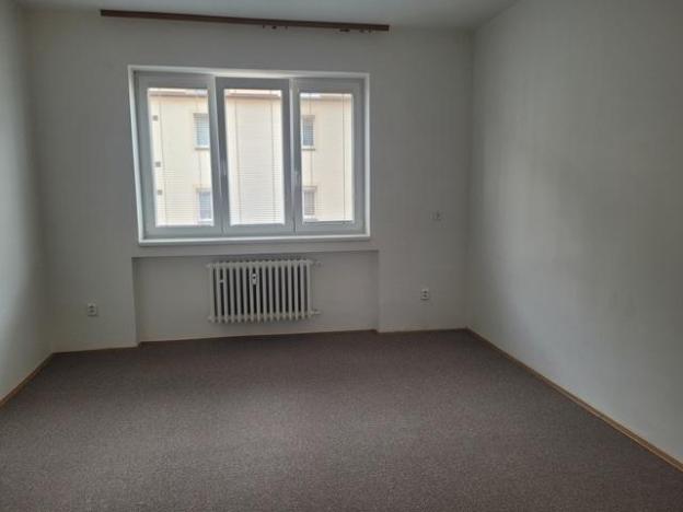 Pronájem bytu 2+1, Pardubice - Zelené Předměstí, Sladkovského, 61 m2