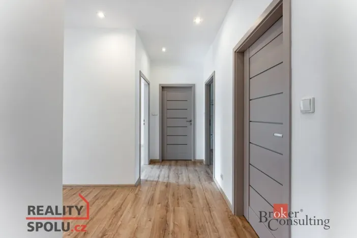 Prodej rodinného domu, Lahošť, Švermova, 132 m2