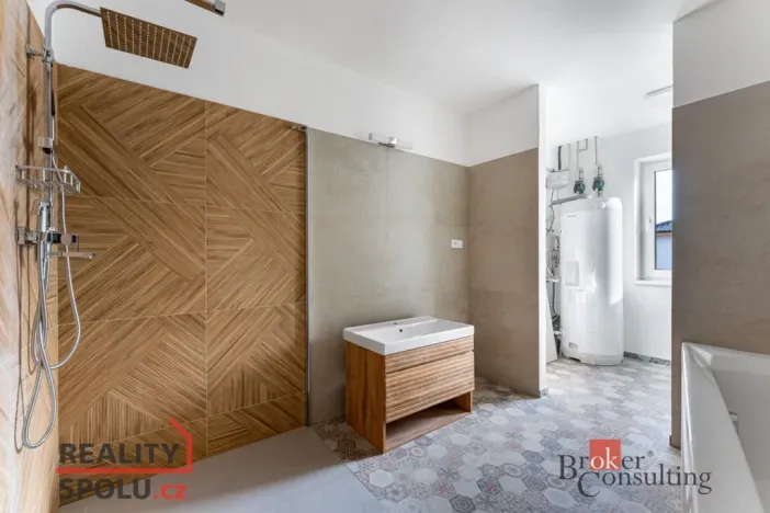 Prodej rodinného domu, Lahošť, Švermova, 132 m2