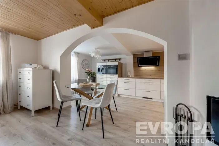 Prodej rodinného domu, Trhová Kamenice, 197 m2