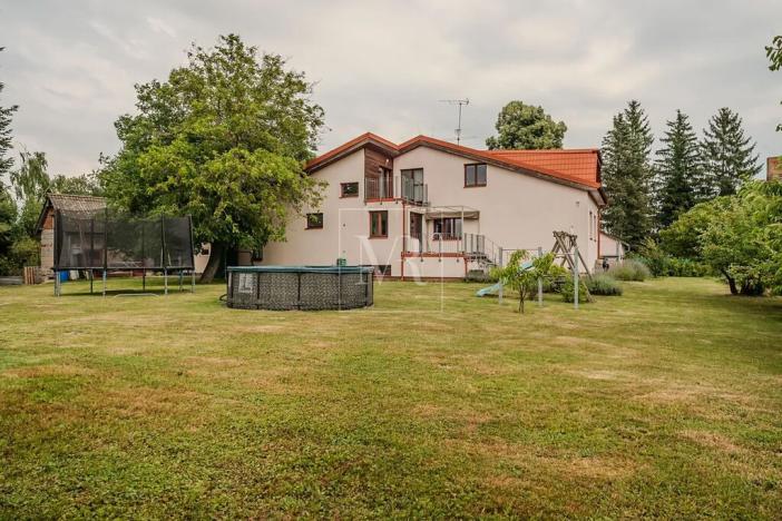Prodej vícegeneračního domu, Sulice, Hlavní, 370 m2
