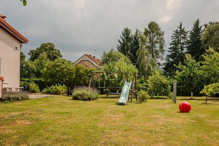 Prodej vícegeneračního domu, Sulice, Hlavní, 370 m2