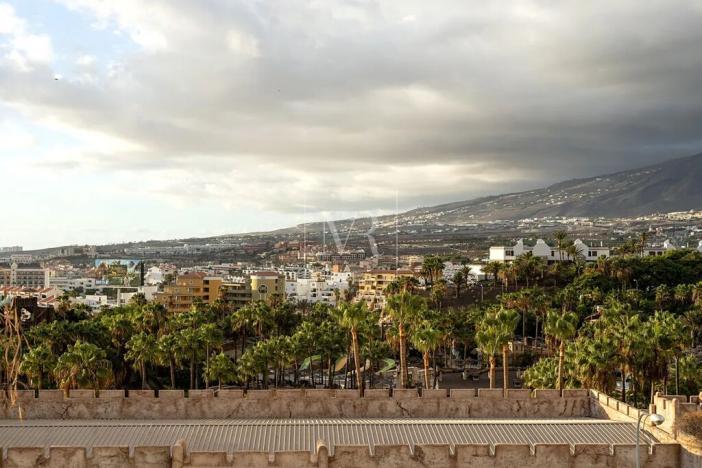 Prodej bytu 3+kk, Adeje, Španělsko, Avenida Austria, 78 m2