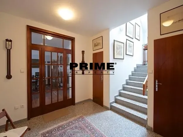 Pronájem rodinného domu, Praha - Kunratice, Ke hrádku, 417 m2