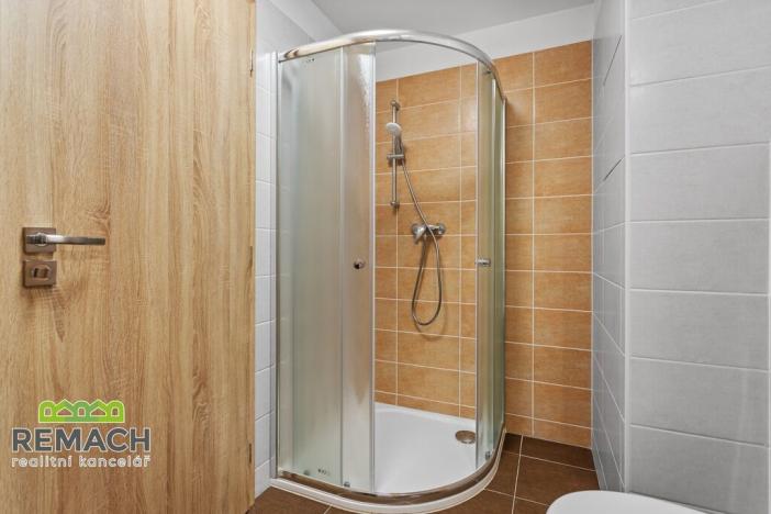 Pronájem bytu 2+kk, Náchod, Bartoňova, 61 m2