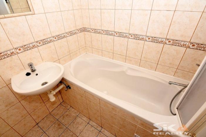 Prodej bytu 2+1, Louny, Petra Obrovce, 61 m2