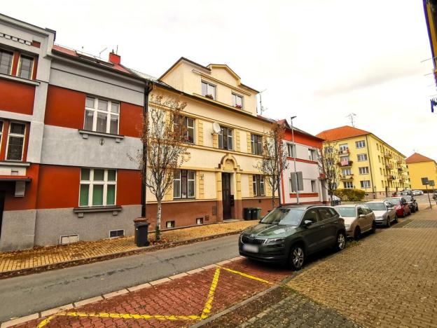 Prodej bytu 2+1, Pardubice - Zelené Předměstí, K Višňovce, 75 m2