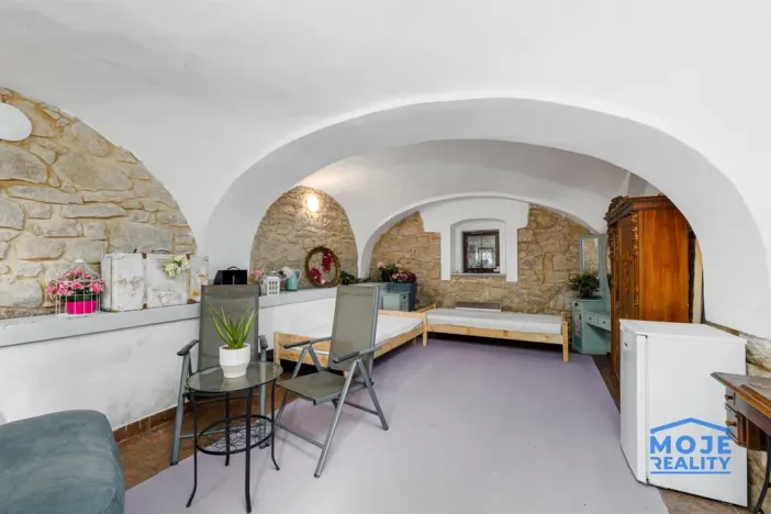 Prodej činžovního domu, Rozvadov - Svatá Kateřina, 650 m2