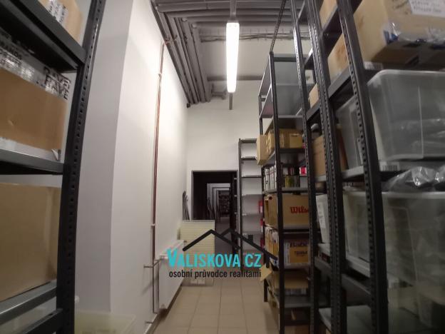 Pronájem obchodního prostoru, Kroměříž, Bílanská, 307 m2