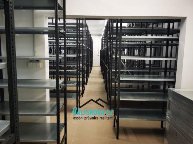 Pronájem obchodního prostoru, Kroměříž, Bílanská, 307 m2