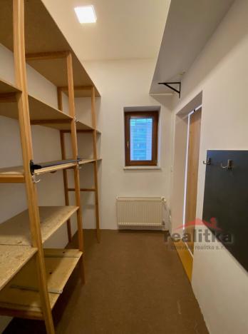 Prodej bytu 4+1, Opava - Předměstí, Olomoucká, 109 m2