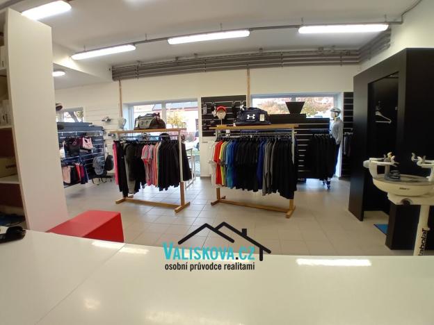 Pronájem obchodního prostoru, Kroměříž, Bílanská, 210 m2