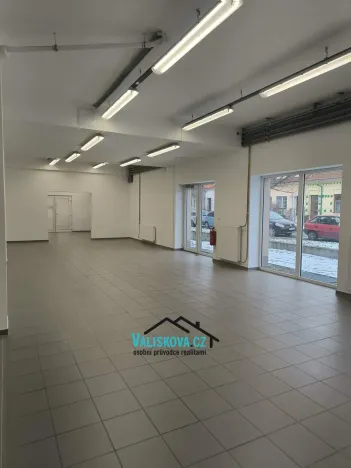 Pronájem obchodního prostoru, Kroměříž, Bílanská, 210 m2