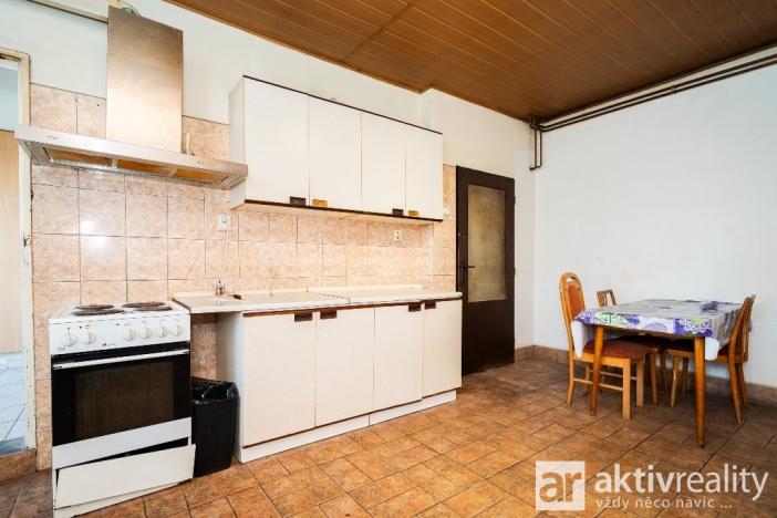 Prodej obchodního prostoru, Neratovice, Hlavní, 620 m2