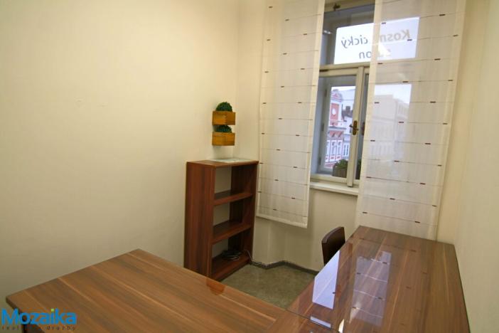 Pronájem kanceláře, Litomyšl, Braunerovo nám., 11 m2