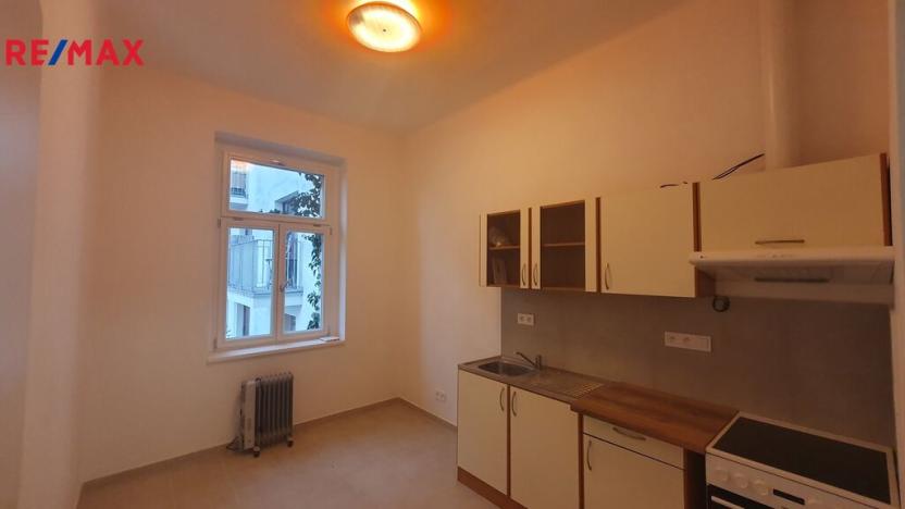 Pronájem bytu 2+1, Praha - Žižkov, Hartigova, 57 m2