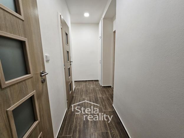 Pronájem bytu 1+1, Břidličná, 34 m2