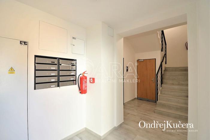 Pronájem bytu 2+kk, Praha - Strašnice, Krátká, 45 m2