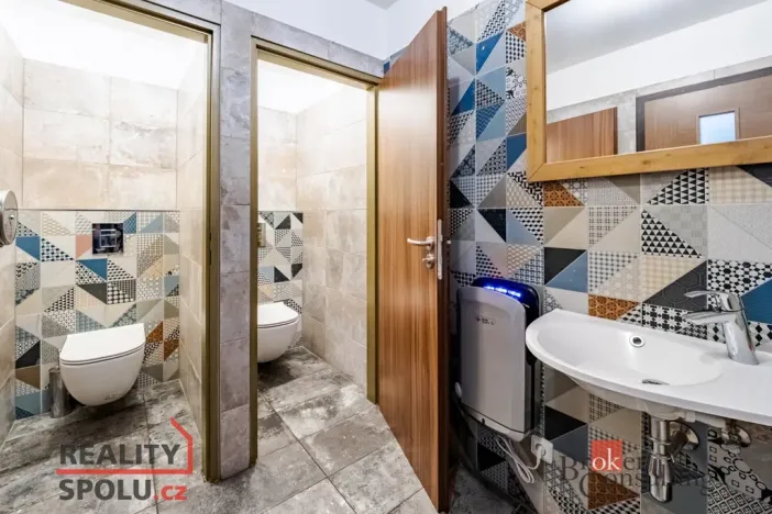 Prodej obchodního prostoru, České Budějovice - České Budějovice 7, Lidická tř., 200 m2