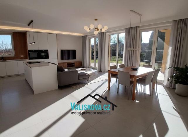 Prodej rodinného domu, Kroměříž, 340 m2