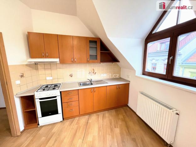 Pronájem bytu 2+kk, Uherské Hradiště, Hradební, 60 m2
