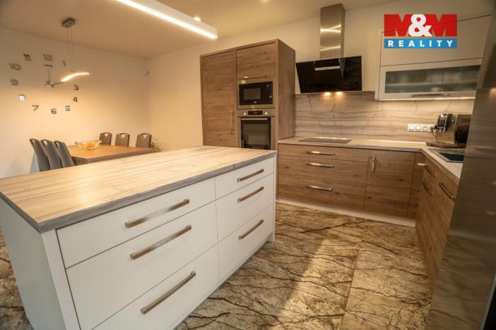 Prodej rodinného domu, Pouzdřany, Za Obecním úřadem, 207 m2