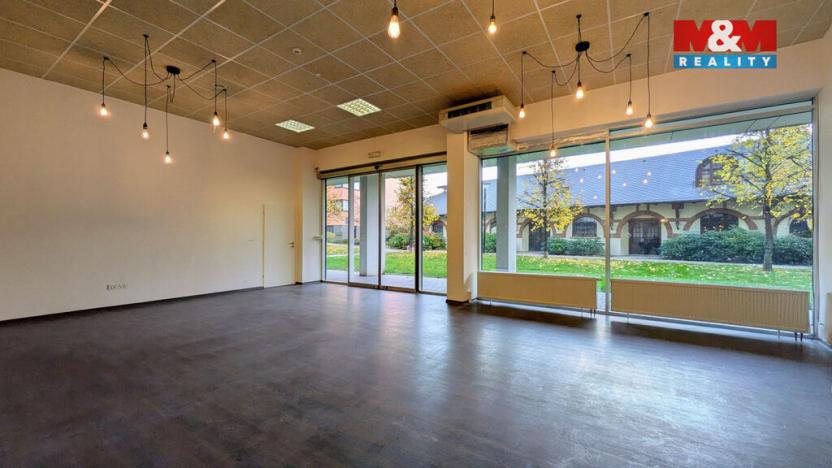 Pronájem kanceláře, Praha, Jankovcova, 58 m2