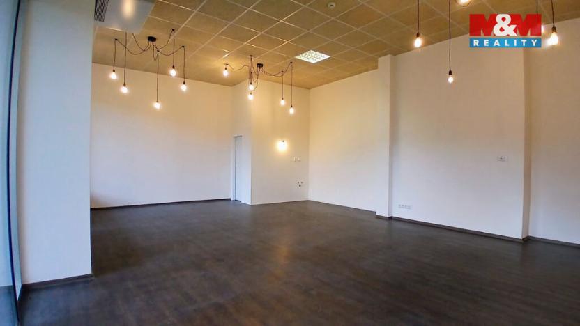 Pronájem kanceláře, Praha, Jankovcova, 58 m2