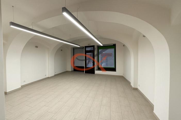 Pronájem obchodního prostoru, Valašské Meziříčí, Mostní, 49 m2