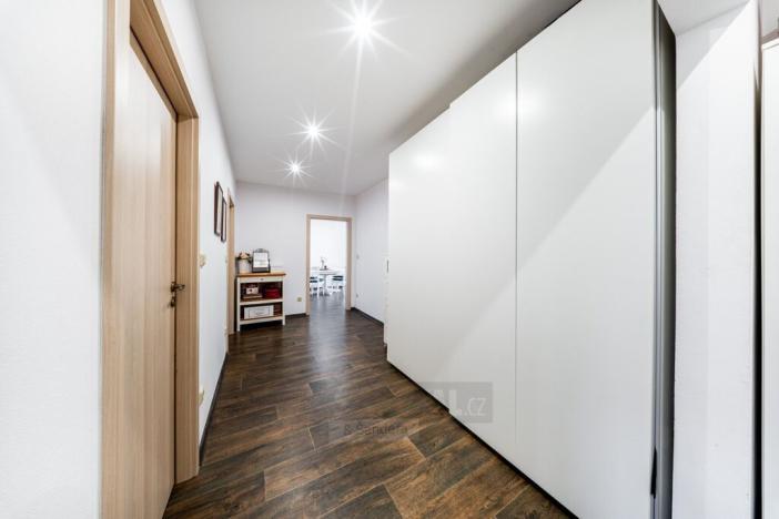 Prodej bytu 3+1, České Budějovice - České Budějovice 2, Lhenická, 78 m2