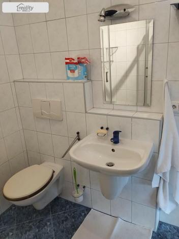 Pronájem bytu 1+1, Velké Březno - Valtířov, 33 m2