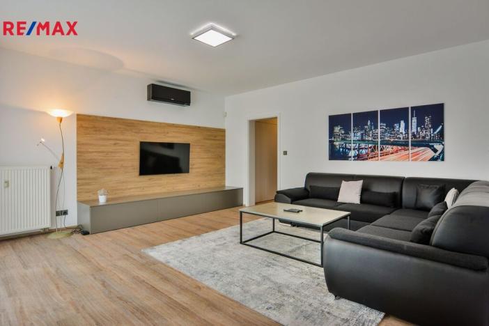 Pronájem bytu 4+kk, Praha - Záběhlice, Mattioliho, 126 m2