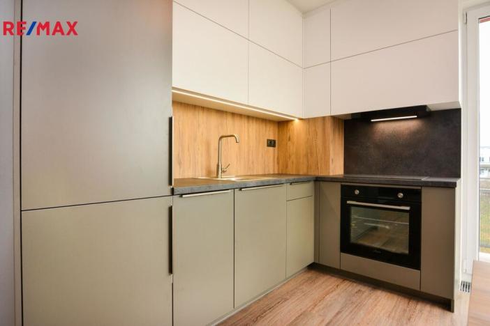 Pronájem bytu 4+kk, Praha - Záběhlice, Mattioliho, 126 m2