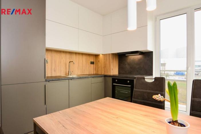 Pronájem bytu 4+kk, Praha - Záběhlice, Mattioliho, 126 m2