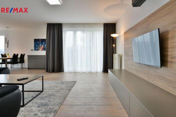 Pronájem bytu 4+kk, Praha - Záběhlice, Mattioliho, 126 m2