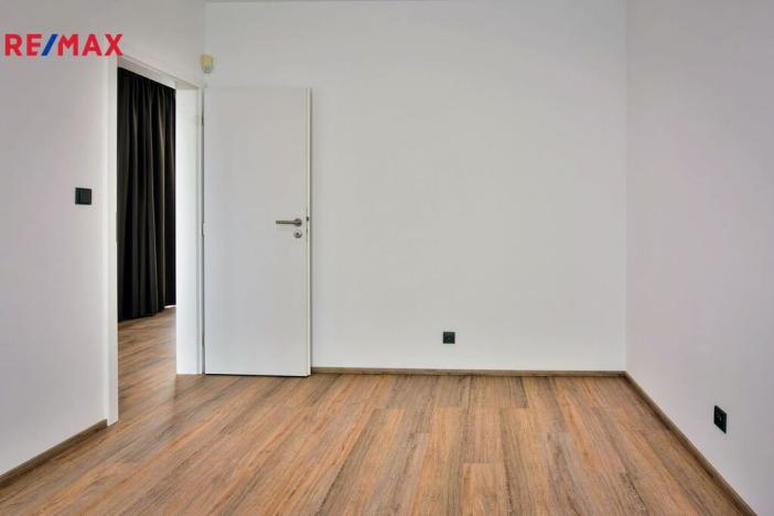 Pronájem bytu 4+kk, Praha - Záběhlice, Mattioliho, 126 m2