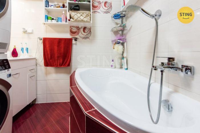 Prodej bytu 3+1, Suchohrdly u Miroslavi, 90 m2