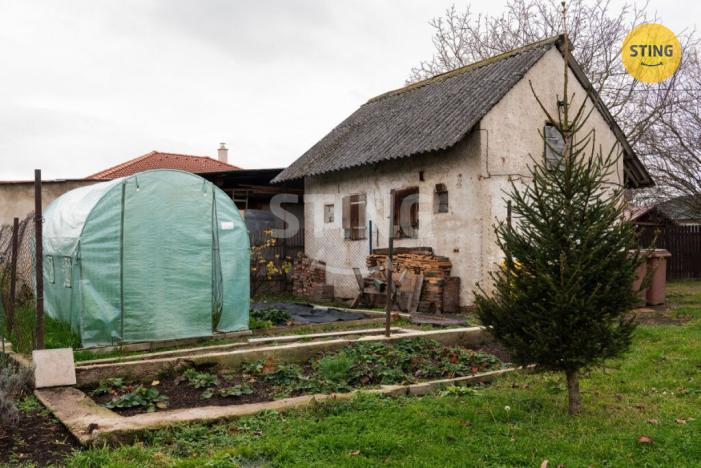 Prodej bytu 3+1, Suchohrdly u Miroslavi, 90 m2