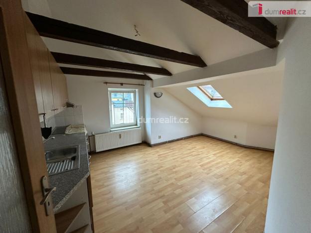 Pronájem bytu 2+1, Mariánské Lázně, Luční, 72 m2