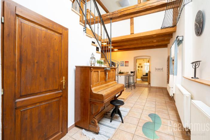 Prodej vícegeneračního domu, Benešov nad Černou, 295 m2