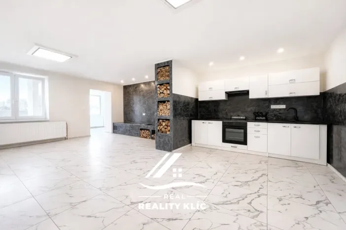 Prodej bytu 3+kk, Český Těšín, Ropická, 94 m2