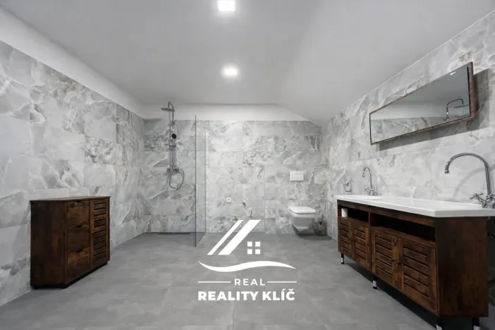 Prodej bytu 3+kk, Český Těšín, Ropická, 94 m2