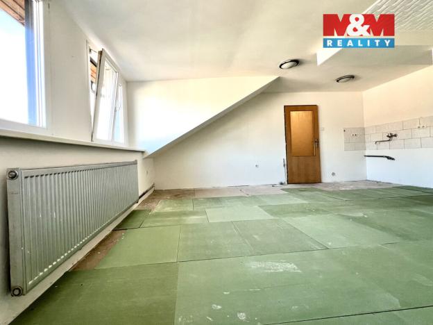 Prodej bytu 1+kk, Krnov - Pod Bezručovým vrchem, Albrechtická, 47 m2