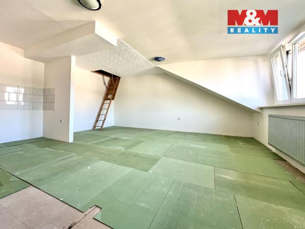 Prodej bytu 1+kk, Krnov - Pod Bezručovým vrchem, Albrechtická, 47 m2