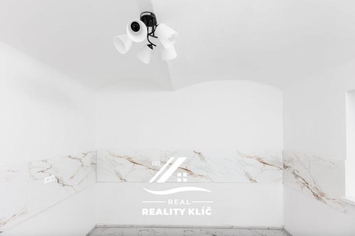 Prodej bytu 3+1, Český Těšín, Ropická, 98 m2